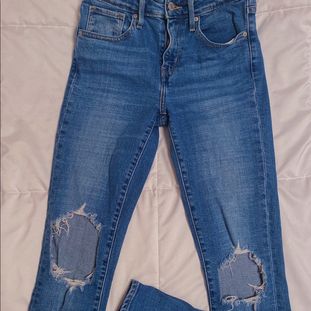 levi jeans!!